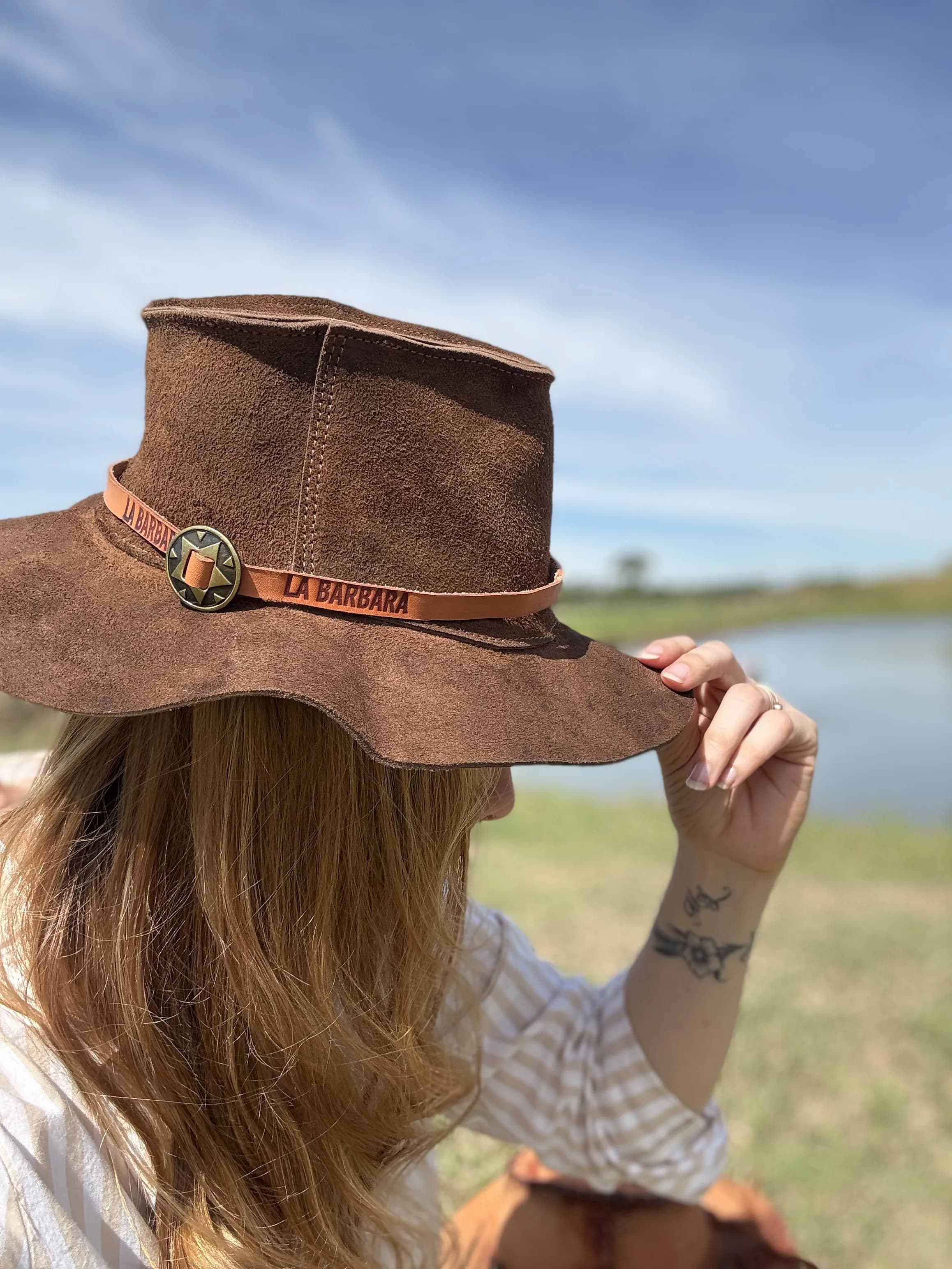 Sombrero Cuero Gamuzado